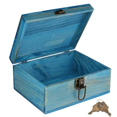 China Decorative Craft Keepsake Storage Vintage Handmade Wooden Box With Lock And Key for sale