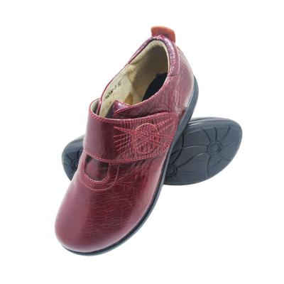 China Lightweight Classic Leisure Kids Sports Sneaker School Walking Shoes Genuine Leather Shoes Sock Sneakers for sale