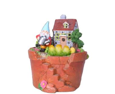 China Garden Solar Garden LED Lights Working Resin Gnome Statue Flower Pot Dwarf Shape for sale