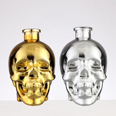 China Creative Design 750ml Creative Skull Bottle Liquor Glass Unique Whiskey Bottle for Wine for sale