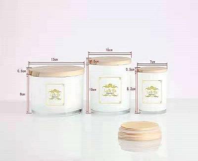 중국 창의적인 가정 장식용 Bambu 및 Wood Cover Frosted Transparent Candle Jar 판매용