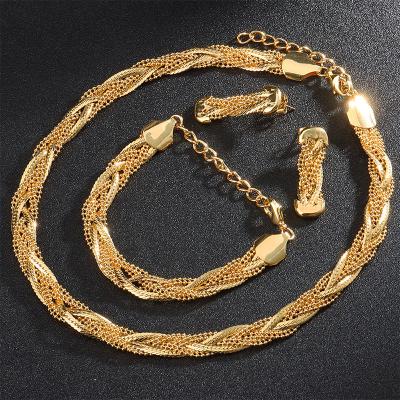 China Hot Good Quality Good Quality Beautiful YueMing African Jewelry Set With Big Chain Bracelet Necklace Set for sale