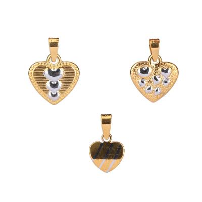 China Good Quality 18K Gold Plated Heart Initials Pendant Necklace For Women Heart Necklace for sale