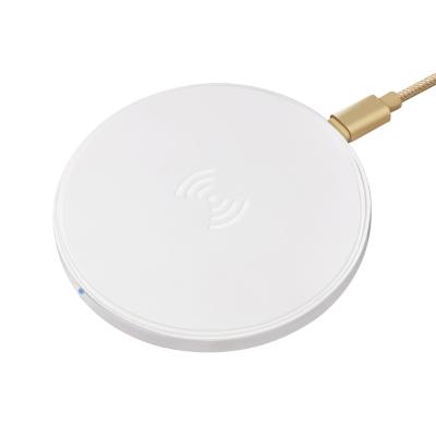 China ABS Colorful Portable Wireless Cell Phone Charger For Android / Iphone Charging Pad for sale