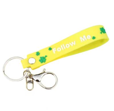 China Durable Key Chain Ring Silicone Bracelet Pendant Cute Small Gift Decorations for sale