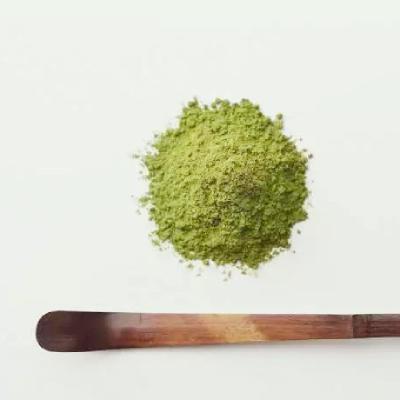 China Loose Tier Wholesale Hardcover Tea Ceremony Organic Unpolluted Green Tea Matcha Powder For Dessert for sale