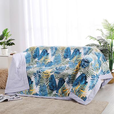 China Hot-selling Light Weighted Light Weighted Summer Cotton Products Home Products Summer Home Single Comforter for sale