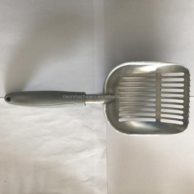 China Aluminum Straight Groove Polished Aluminum Cat Litter Shovel Cat Litter Scoop With Strip Handle for sale