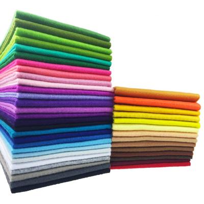 China Techniques Sustainable Craft Needle-punched Non Woven 3mm Thick Polyester Felt Fabric Rolls for sale