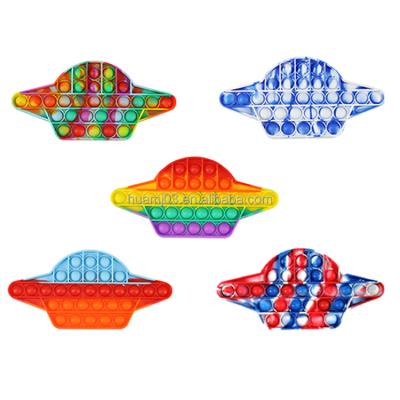 China Relieve Effort 2021 Latest Design Spaceship Restless Person Toys About Unknown Flying Object Form Juguetes Infantiles Mayoreo Restless Person Anti Estres UFO for sale