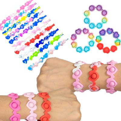 China Relieve Stress Hot Custom Dye Gift Link Dye Colorful Heart Wrist Strap Bracelet For The Restless Person Toy Fidget Push Noise Bracelet for sale