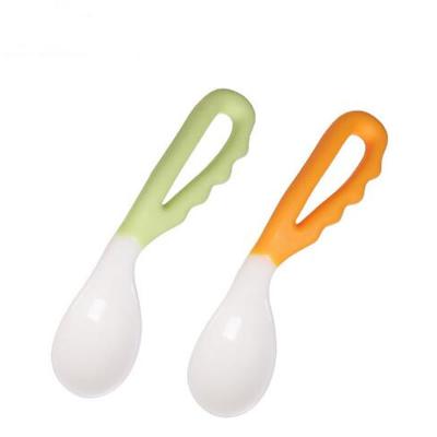 China High Quality Food Safety BPA Free Baby Eco-Friendly Dispensing Squeeze Learning Silicone Spoon Feeder Set Baby Spoon for sale