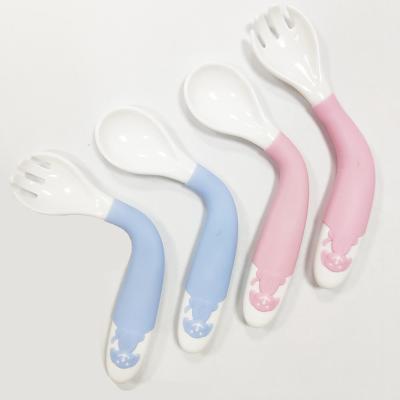 China BPA Free New Arrivals 2021 Cuchara de bebe toddler training bendable silicone baby measuring spoons and forks for sale