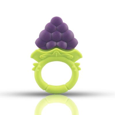 China 100% Hot Sale New Product Eco-friendly Baby Teethers Toy Baby Teeth Toy Silicone Fruit Teether for sale