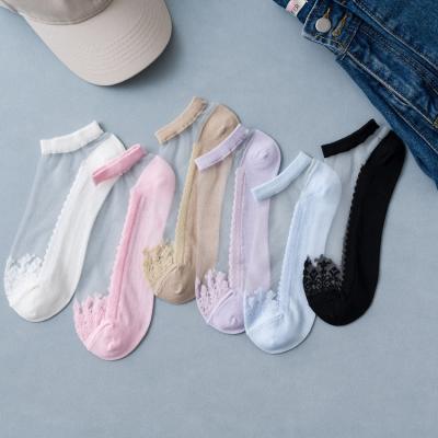 China New QUICK DRY Korean Floral Flowers Lace Design Retro Mesh Socks Women's Thin Transparent Socks Customized Socks for sale