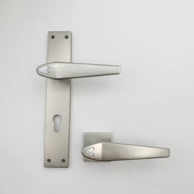 China Modern Metal Fancy Best Product Door Handle Lock for sale