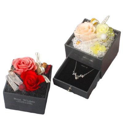 China Exclusively Handcrafted Valentine's Day Gift Preserved Flower Jewelry BoxTransparent Acrylic Flower Box Square Gift Box Home Decoration for sale