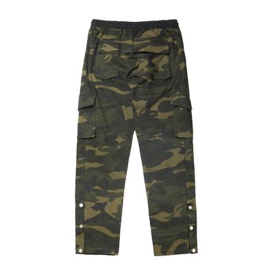 China Anti-Wrinkle OEM Camouflage Pants Loose Cargo Men's Pants Overalls And Trousers Camouflage Slim Fit Pants Men for sale