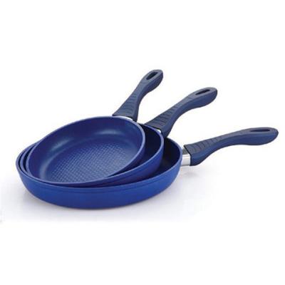 China Viable Colored Forged Round Frying Pan of Aluminum Nonstick Frying Pan for sale