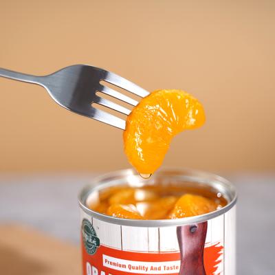 中国 Best quality canned tangerine fresh in tin, canned food, canned naranjas 販売のため