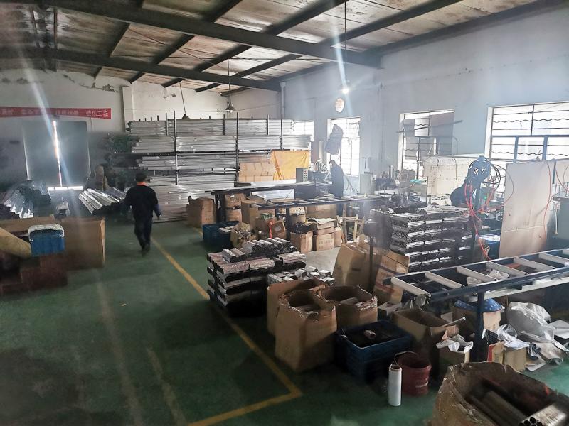 Proveedor verificado de China - SHAOXING SHANGYU ENZE PHOTOGRAPHIC EQUIPMENT CO.,LTD.