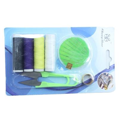 China Convenient Hot Selling Portable 4 Threads One Scissors 10 Needles Sewing Kits Measuring Technology For Large Sewing Kit for sale