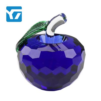 China China the new Chinese-style high-grade Crystal Apple products can be customized designed for Christmas gifts for sale