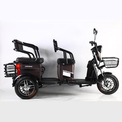 中国 High Quality 48V 700W 15Tube 3 Wheels Passenger Electric Tricycle For 2 Passenger With Big Basket 販売のため