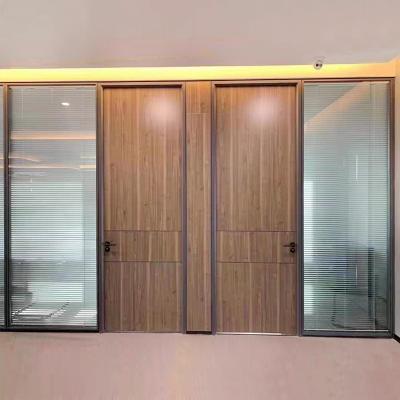 China Modern Room Dividers With Polished Edges Chamfered Room Dividers For Office Screen Cheap Single Glaze Glass Commercial Workstation for sale