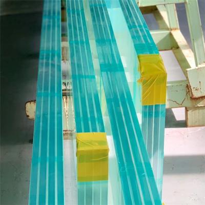 China Modern High Strength Super Safe Low Iron Anti Slip Laminated Tempered Glass Clear Tinted Tempered Flooring With Multiple Layers Glass for sale