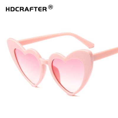 China Fashion Sunglasses HDCRAFTER Large Metal Hinge Frame Personalized Sunglasses Shape To Love Decorative Glasses Frames For Women for sale