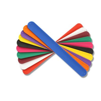 China Unique Items Promotional Printed Logo Slap Band Flexible Silicone Kids Party Entrance Silicone Wristband for sale