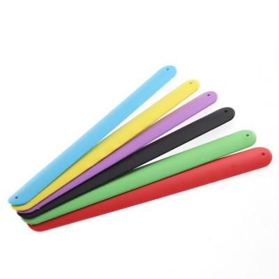 China Unique Items Silicone Instant Wristband Your Own Cheap Personalized Silicone Wristband Wristband for sale