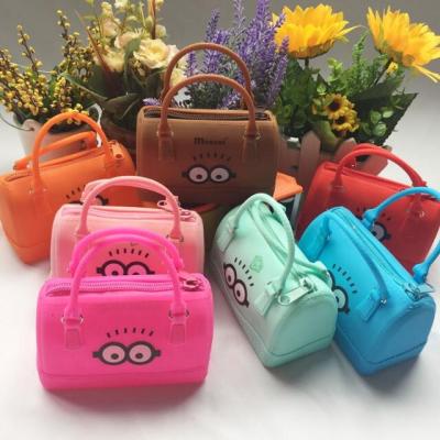 China Fashion wholesale silicon monederos baby kids small girls small cute designer silicone handbags mini coin purse for kids for sale