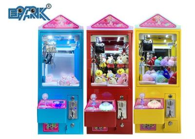 Chine Machine simple à jetons de poupée de Mini Doll Crane Claw Machine demi à vendre