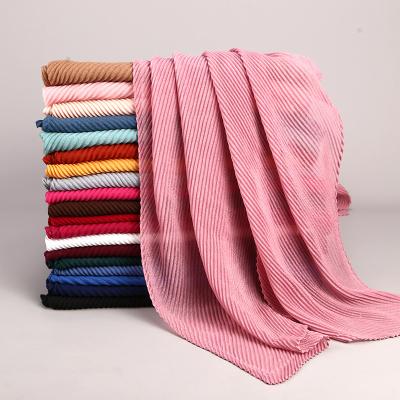 China Classic Wholesale Turkish Hijab Fold Pleated Headscarf Hijab Scarf Other Instant Muslim Scarves Shawl Women Hijab Supplier for sale