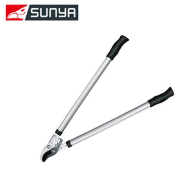 China Lightweight Aluminum Anti-Slip Garden Handle Roller Bypass Long Handle Lopper for sale