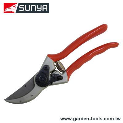 China Anti-Slip Handle Garden Hand Bypass Shears for sale