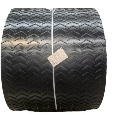 China Chevron Rubber Rubber Conveyor Belt With Wear Resistance For Conveyor System for sale