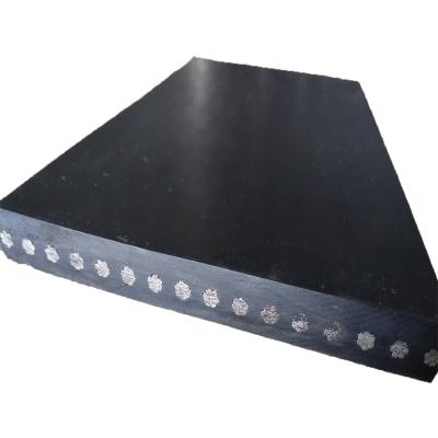 China Heat Resistant / Wear Resistant Steel Conveyor Belt For Lime Sand Industry for sale