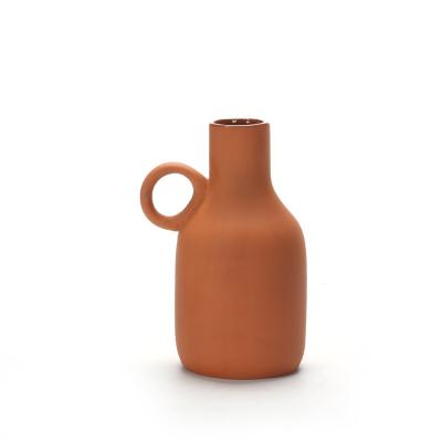 China Modern Chic Ceramic From Europe Handcraft - With Handle Terra Cotta Clay Vases for sale