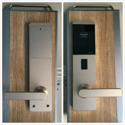 China Apartment Hotel Smart Lock Hotel RFID Card Door Lock 5 Star Electronic Keyless Lock for sale