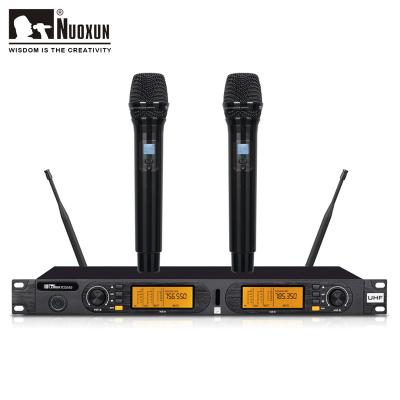 China Handheld Microphone UHF Dual Channel Wireless Microphone for sale