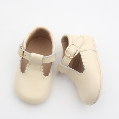 China Baby Brand Baby Shoes Anti-slippery Happy Soft Unique Leather Shoes With Flower Edge T-bar Shoes for sale