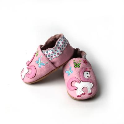 China Horse Pattern Breathable Soft Adorable Unique Leather Comfortable Baby Shoes Genuine Leather Baby Shoes for sale