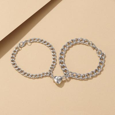 China Fashion Jewelry Personality Fashion Jewelry Magnet Heart Bracelet Retro Round Casual/Sporty Hip Hop Peach Heart Couple Bracelet for sale