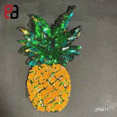 China Eco-Friendly Mini Pineapple Sequins Embroidery Applique Fashion Coat Patch Patch Clothing Accessories for sale