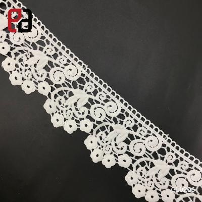 China Good Quality Water Soluble White Guipure Lace Trimming Stripe Lace for sale