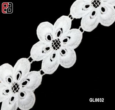 China High Quality Water Soluble Guipure Trim Strip 5CM Floral Flower Lace Trimming For Lace Dress for sale