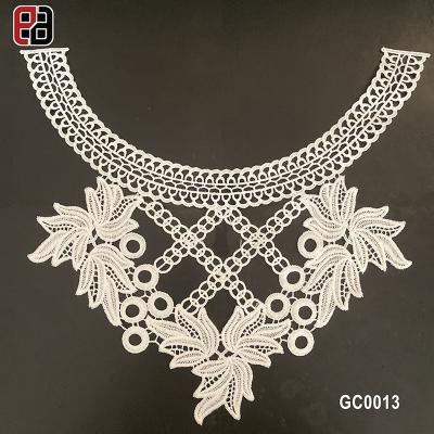 China Water Soluble Factory Supplying Exquisite Flower Lace Collar Applique V Neckline Collar Pattern for sale